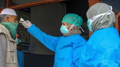 சென்னையில் 12,533 பேர் வீட்டு கண்காணிப்பில் உள்ளனர்.. இறப்பை தவிர்க்க ஒத்துழைப்பு தேவை. ஆணையர் பிரகாஷ் தகவல்.