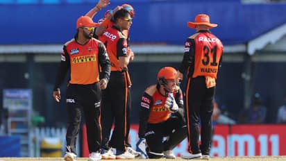 ఆ ఇద్దరూ రారు, మరి మిగిలిన మ్యాచులకు కెప్టెన్ ఎవరు? సన్రైజర్స్తో పాటు ఆ జట్టుకి కూడా...