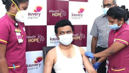 கொடைக்கானலில் இருந்து வந்த கையோடு கொரோனா தடுப்பூசியின் 2-வது டோஸை செலுத்திக்கொண்ட மு.க.ஸ்டாலின்..