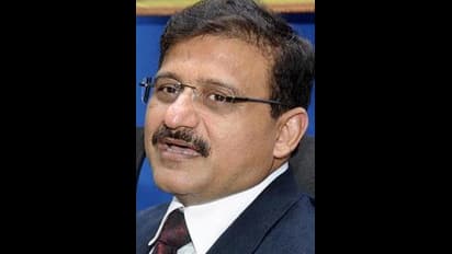 கொரோனா பணிகளை ஒருங்கிணைக்க மூத்த ஐஏஎஸ் மற்றும் ஐபிஎஸ் அதிகாரிகள் கொண்ட குழுவை நியமித்து தமிழக அரசு அதிரடி.