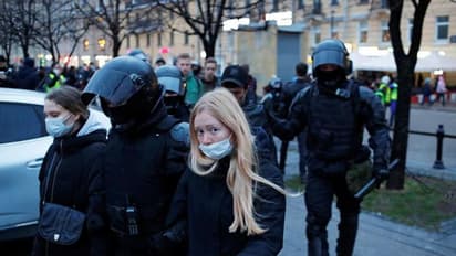 অক্সিজেনের অভাবে ধুঁকছে আমেরিকা, ক্রমশ বাড়ছে করোনা আক্রান্তের সংখ্যা