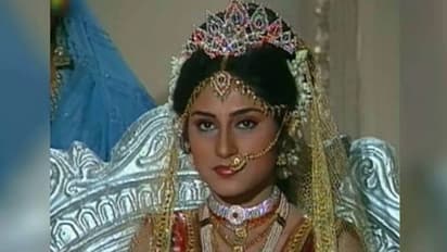 ಪೊಲೀಸ್ ಠಾಣೆ ಮುಂದೆ ಧರಣಿ ಕುಳಿತ ಮಹಾಭಾರತದ ದ್ರೌಪದಿಯ ಬಂಧಿಸಿದ ಪೊಲೀಸರು