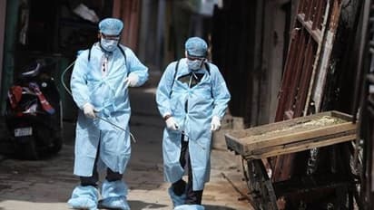 மக்களே உஷார்.. மே 1 முதல் 15 வரை கொரோனா உக்கிரம் பெறும்..  இந்திய விஞ்ஞானிகள் அதிர்ச்சி.