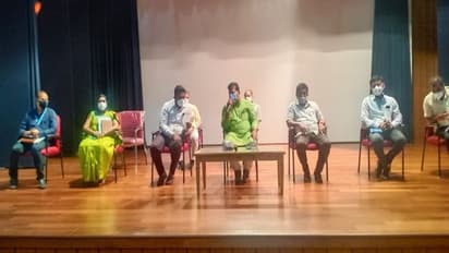 ತುರ್ತು ಪರಿಸ್ಥಿತಿ ಎದುರಿಸಲು ಸನ್ನದ್ಧರಾಗಿರಿರುವಂತೆ ಅಧಿಕಾರಿಗಳಿಗೆ ಸೂಚನೆ