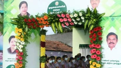 டாஸ்மாக்கை மூடுறேன்னு சொல்லி ஓட்டு வாங்கீட்டு அம்மா மினி கிளினிக்கை மூடுறீங்களா... கொதிக்கும் அதிமுக..!