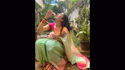 ರಕ್ಷಿತ್ ಶೆಟ್ಟಿ ನಾಯಕಿ ರುಕ್ಮಿಣಿ ವಸಂತ್ ಸೀರೆಯಲ್ಲಿ ಹೆಚ್ಚಾಗಿ ಕಾಣಿಸಿಕೊಳ್ಳುವುದೇಕೆ?