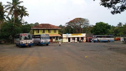 വാരാന്ത്യനിയന്ത്രണങ്ങളിൽ തിരക്കൊഴിഞ്ഞ് വിഴിഞ്ഞം; കെഎസ്ആർടിസിയുടെ ബസ് സർവ്വീസ് പകുതി മാത്രം