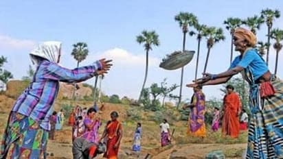 55 வயதுக்கு மேற்பட்டோருக்கு 100 நாள் வேலை மறுப்பு. டாஸ்மாக்கில் தடைபோட தயாரா.? அரசுக்கு சரமாரி கேள்வி.