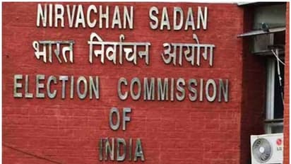 স্বামীর মৃত্যুর জন্য দায়ি নির্বাচন কমিশন, খুনের অভিযোগ দায়ের তৃণমূল প্রার্থীর স্ত্রীর