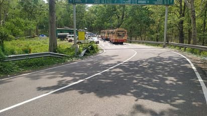 Tamil Nadu intensifies vehicles inspections on Kerala border amid Nipah and Mpox concerns