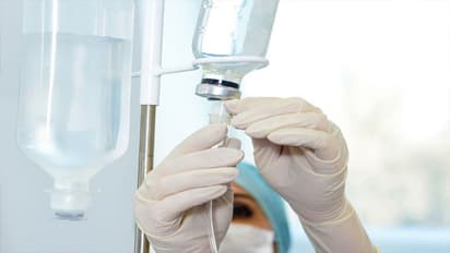 భార్య కు సైనెడ్ ఇంజక్ట్ చేసిన భర్త.. నెల తర్వాత..!