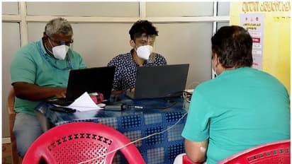 ടെസ്റ്റ് പോസിറ്റിവിറ്റി നിരക്കില് കുറവില്ലാതെ എറണാകുളം, ഇന്നലെ 24.54%, ജില്ലയില് ഇന്ന് വാക്സിനേഷനില്ല