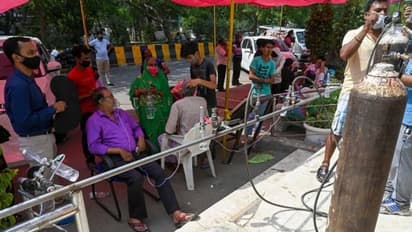 ഒരുവർഷമായി കുടുംബത്തെ കണ്ടിട്ട്, ഓക്സിജൻ ടാങ്കർ ഡ്രൈവർ പറയുന്നു