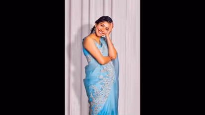 தீ பற்றி எரியும் சூலத்துடன் சாய் பல்லவி... மூக்குத்தி அம்மன் நயன்தாராவையே மிஞ்சிட்டாங்களே..!