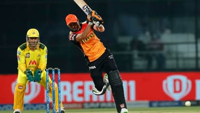 సన్‌రైజర్స్‌కి మరో ఓటమి... ప్లేఆఫ్ ఇక కష్టమే... కెప్టెన్‌ను మార్చినా కలిసిరాలేదు...