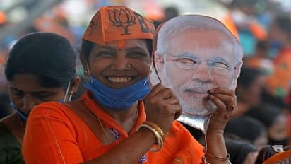 পশ্চিমবঙ্গ বিধানসভা নির্বাচনের শেষ দফায় বিজেপি-র নজর হিন্দু এবং দলিত ভোটে, কতটা মোড় ঘোরাবে এই কৌশল