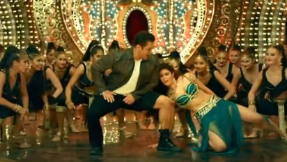 Salman Khan-Jacqueline Fernandez starrer 'Dil De Diya' is out now: Let your feet groove