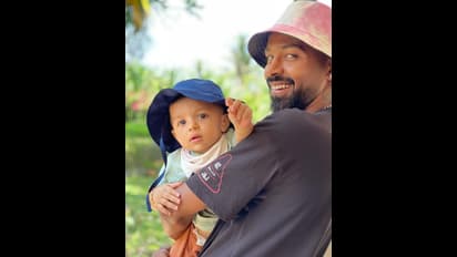 కొడుకుతో ఆడుకుంటున్న హార్దిక్ పాండ్యా క్యూట్ వీడియో..నెటిజన్లు ఫిదా..!