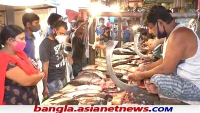 কোভিডে এখনও মৃত্যু কলকাতায়, সামাজিক দূরত্ব শিকেয় তুলে বেলাগাম ভীড়  রবিবারের বাজারে