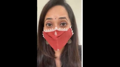 మాస్క్ వేసుకోమని చెప్పింది.. కానీ అనసూయ ప్యాంట్‌ వేసుకోవడం మర్చిపోయిందా?