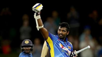 ஒரு ஓவரில் 6 சிக்ஸர் விளாசிய இலங்கை ஆல்ரவுண்டர் திசாரா பெரேரா ஓய்வு..!