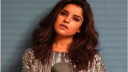 కరోనాతో నటి పియా బాజ్పాయ్ సోదరుడు కన్నుమూత..హెల్ప్ చేయండంటూ నాలుగు గంటలుగా..