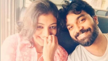 'പ്രൊപ്പോസലിനൊപ്പമുള്ള ആദ്യ ചുംബനം'; ഓര്മ്മച്ചിത്രം പങ്കുവച്ച് ദുര്ഗ കൃഷ്ണ