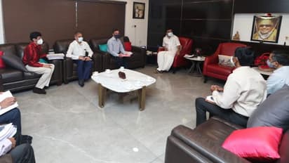 கொரோனாவை கட்டுப்படுத்த களத்தில் இறங்கிய ஸ்டாலின்.. பதவியேற்பதற்கு முன்னதாக 2வது நாளாக அதிகாரிகளுடன் ஆலோசனை.!