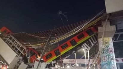 ব্রিজ ভেঙে রাস্তায় মেট্রো, অবাক ধ্বংসের ভিডিও ভাইরাল