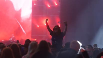 ಅನ್‍ಲಾಕ್ ಆರಂಭ; ಮಾಸ್ಕ್- ಅಂತರ ಇಲ್ಲ, ಒಂದು ವರ್ಷಗಳ ಬಳಿಕ ನೈಟ್‌ಕ್ಲಬ್‌ನಲ್ಲಿ ಜನಸಾಗರ!