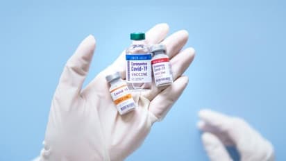 వ్యాక్సిన్ లేదన్నందుకు ఏఎన్ఎం, ఆశా వర్కర్లపై యువకుడి దాడి