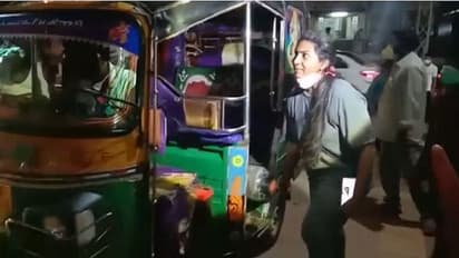 కానూరు ఆస్పత్రిలో ఆక్సీజన్ అందక రోగుల అవస్థలు... (వీడియో)