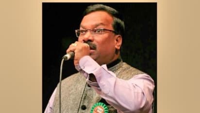 'ஒவ்வொரு பூக்களுமே...' பாடல் பிரபலம் கோமகன் கொரோனாவிற்கு பலி...!