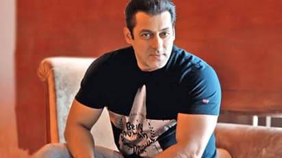 বড় আর্থিক ক্ষতির মুখে সলমন খান প্রযোজনা সংস্থা, ঘুর্ণিঝড়ের কবলে ৮-৯ কোটির ধাক্কা