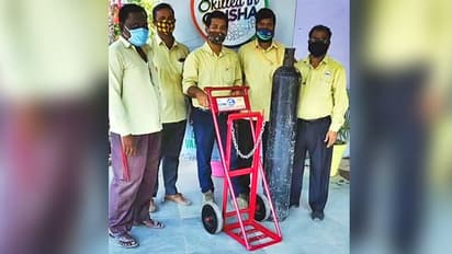 कोरोना के डर से घर तक नहीं पहुंचाते थे ऑक्सीजन सिलेंडर, परेशान होकर ITI प्रोफेसर ने किया ये बड़ा काम