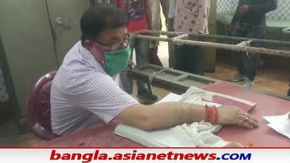 কোচবিহারের দিনহাটায় আক্রান্ত উদয়ন গুহ, বিজেপির দুষ্কৃতীরা হাত ভেঙেদিয়েছে বলে অভিযোগ তৃণমূলের