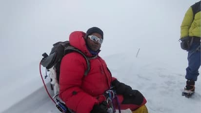 এভারেস্ট বেস ক্যাম্পে কোভিড-কে ধোঁকা দিয়ে চার শৃঙ্গে দেবাশিস, পালকে জুড়ল আমাদাবলাম জয়