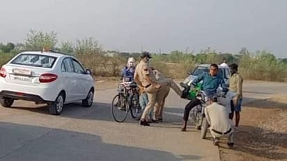 पुलिसवाले ने मारी किसान की सब्जियों पर लात, वीडियो हुआ वायरल, तो SP ने सुनाई एक कहानी