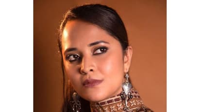 పవన్‌ విషయంలో రియలైజైన అనసూయ.. వైష్ణవ్‌ తేజ్‌తో క్రష్‌ ఏర్పడిందటః హాట్‌ యాంకర్‌ సంచలన వ్యాఖ్యలు