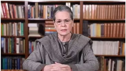 ಪಕ್ಷದಲ್ಲಿ ಬದಲಾವಣೆ ಅಗತ್ಯ: ಸೋನಿಯಾ ಗಾಂಧಿ ಮಾತು!