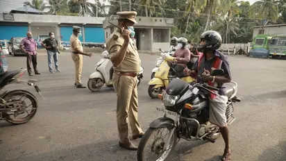 സംസ്ഥാനത്ത് ഇന്ന് മുതൽ  5 ദിവസത്തേക്ക് കടുത്ത നിയന്ത്രണങ്ങൾ; അവശ്യ വസ്തുക്കൾ വിൽക്കുന്ന കടകൾ മാത്രം തുറക്കും
