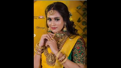 பட்டு புடவை கட்டி பாடாய் படுத்தும் 'பாண்டியன் ஸ்டோர்' முல்லை! மஞ்சள் காட்டு மைனாவாக மனதை அள்ளும் போட்டோஸ்!