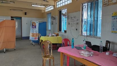 అధిక ఫీజులు: తెలంగాణలో ఆరు ప్రైవేట్ ఆసుపత్రుల్లో కోవిడ్ అనుమతులు రద్దు