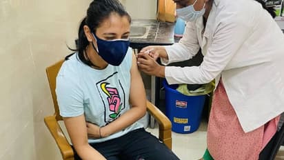 கொரோனா தடுப்பு பணிகளுக்கான War Room..! மாவட்டம் வாரியாக தொடர்பு எண்கள் வெளியீடு..!