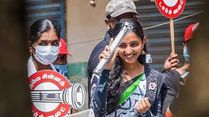 உங்கள் வீட்டுப்பிள்ளையாக நினைத்து வாக்களித்தவர்களுக்கு நன்றி.. மக்கள் நீதி மய்யத்திலிருந்து விலகிய பத்மபிரியா