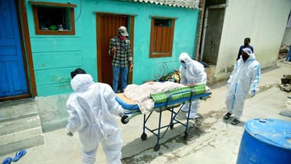 ಕೊಪ್ಪಳ; ಕೊರೋನಾದಿಂದ ಮೃತಪಟ್ಟ ಮಹಿಳೆ ಅಂತ್ಯಸಂಸ್ಕಾರ ಮಾಡಿದ ಗವಿಮಠ