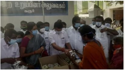 கரூரில் தளபதி கிச்சன் திட்டம் அதிரடியாகத் தொடக்கம்... ஆட்டத்தை தொடங்கிய செந்தில்பாலாஜி..!