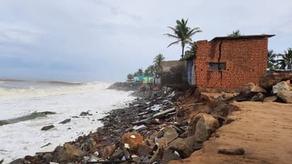 அரபிக் கடலில் உருவாகிறது டவ்-தே புயல்..  தமிழகம் கேரளாவில் கன மழைக்கு வாய்ப்பு.