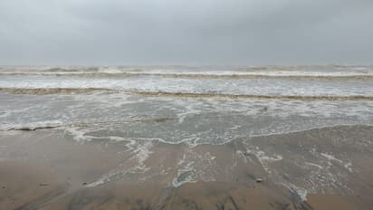 ಅರಬ್ಬಿ ಸಮುದ್ರದಲ್ಲಿ 3 ಬೋಟು ದುರಂತ: ಐವರು ನಾಪತ್ತೆ