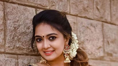 నాతో పడుకుంటే ఎంత డబ్బైనా ఇస్తా,నటికి మెసేజ్‌